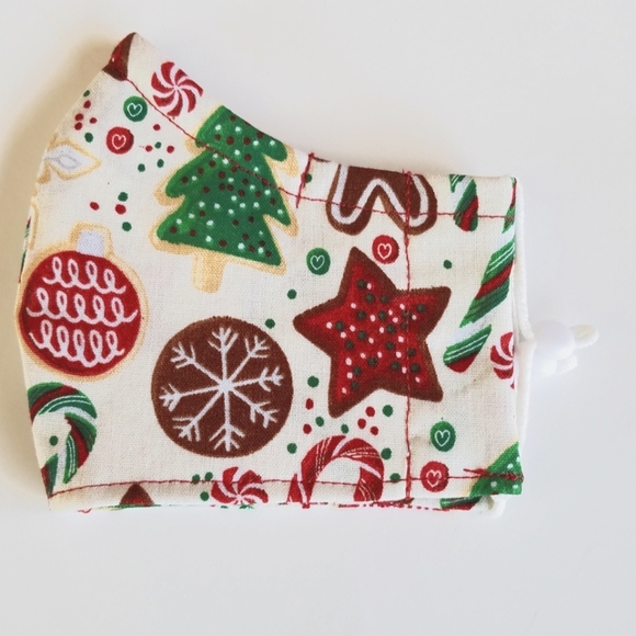 Handmade Face Mask Christmas Gingerbread Kids Beige Background Ages (3-6) - Picture 1 of 5